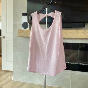 Women’s pink tank large